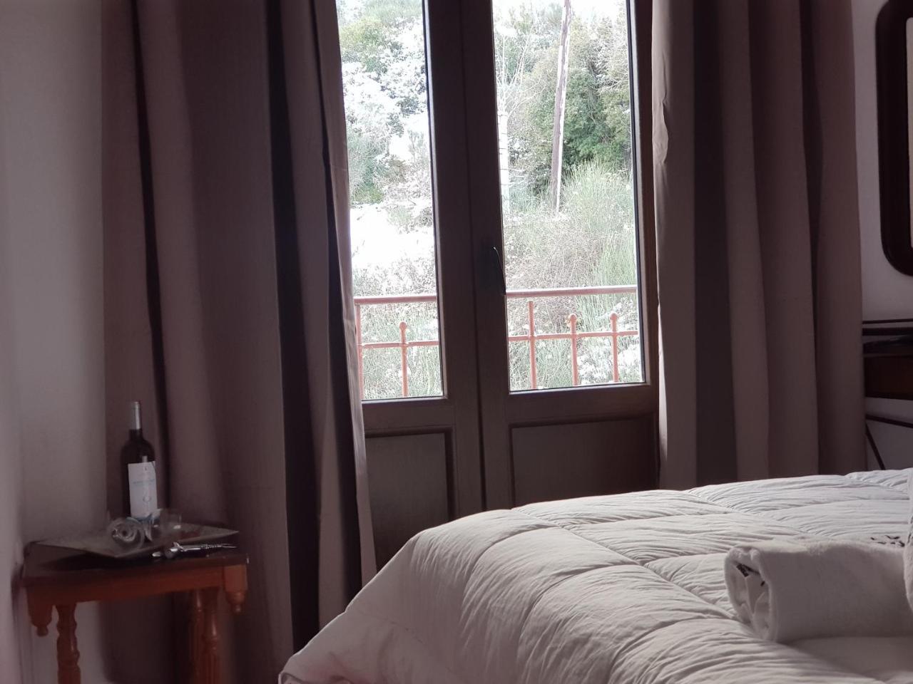 Petra & Elato Art Hotel Валтессинико Экстерьер фото